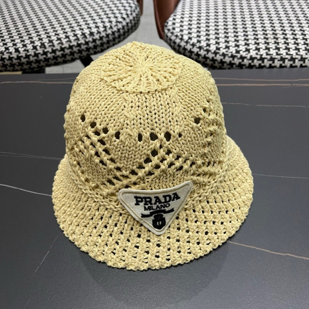  普拉达2025春夏新款钩花手工盆帽日系水桶透气帽简约甜美风，帽型很好，大脸型哦！出街必备