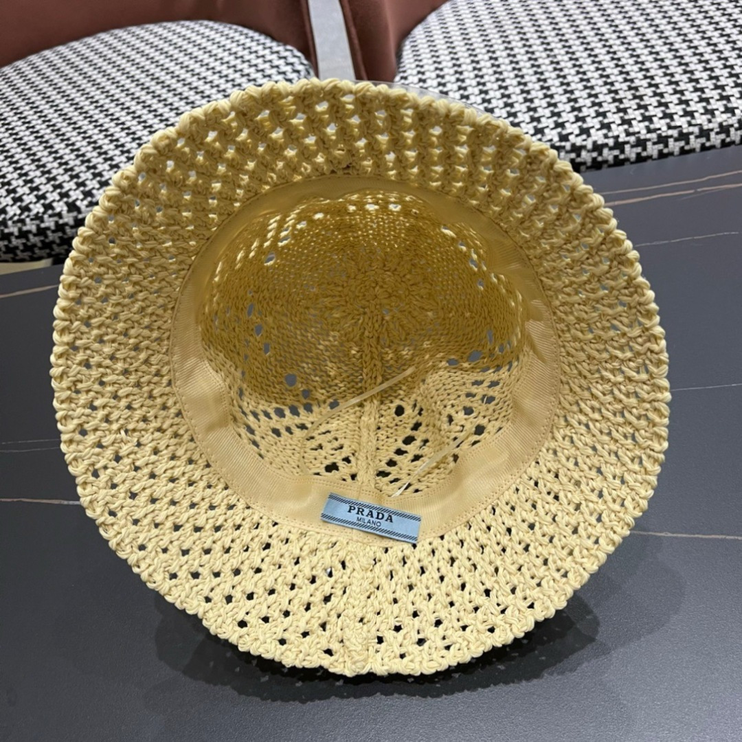  普拉达2025春夏新款钩花手工盆帽日系水桶透气帽简约甜美风，帽型很好，大脸型哦！出街必备
