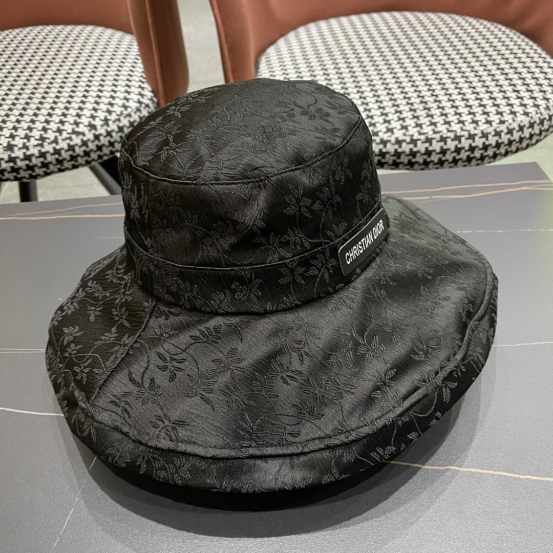  Dior 迪奥 2025新款渔夫帽， 精致純也格调很有感觉，很酷很时尚，质量超赞