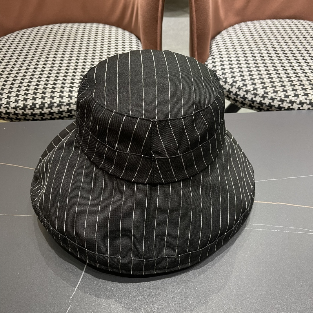  路易威登LV 2025春夏韩系ins条纹渔夫帽女春夏季度假风防晒遮阳帽