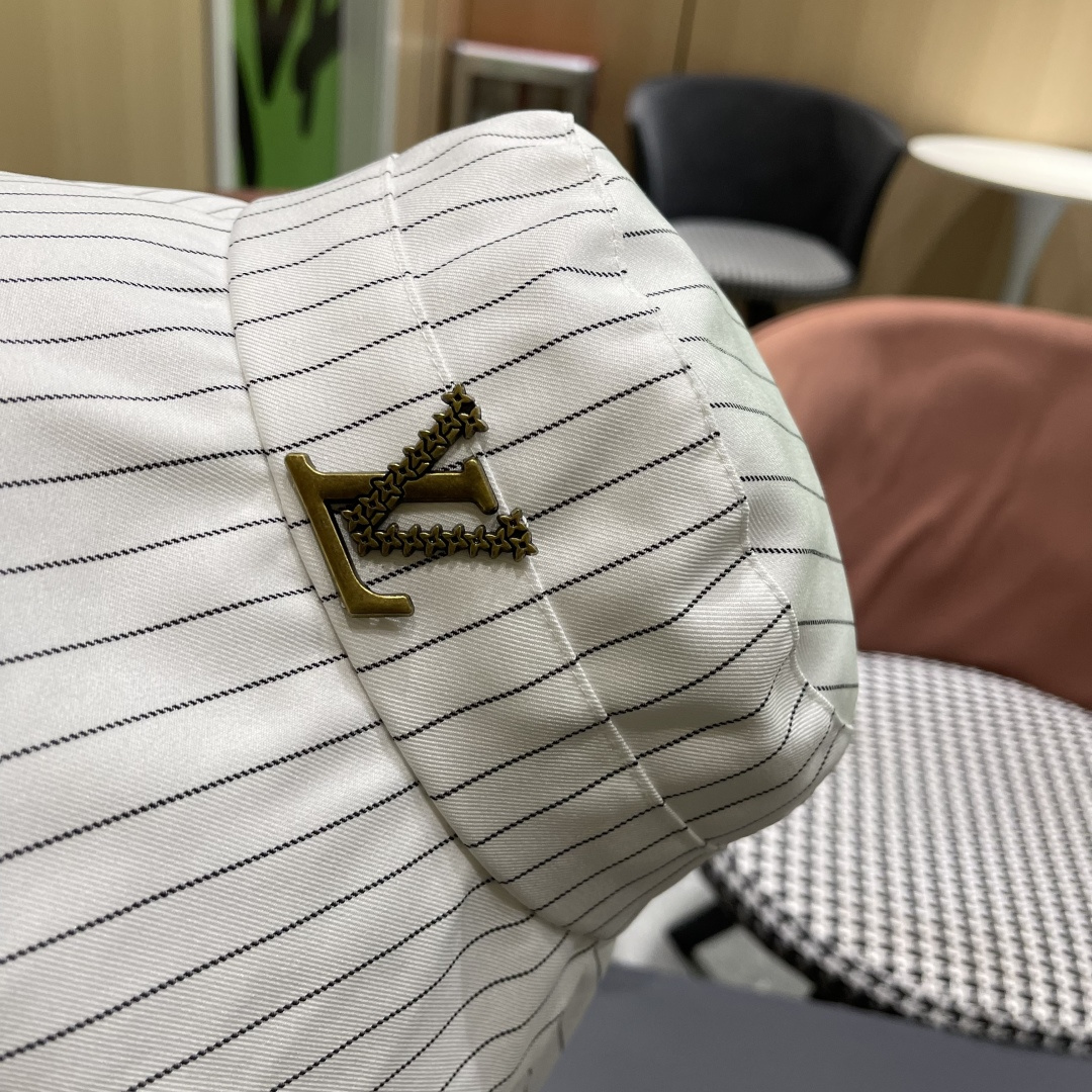  路易威登LV 2025春夏韩系ins条纹渔夫帽女春夏季度假风防晒遮阳帽