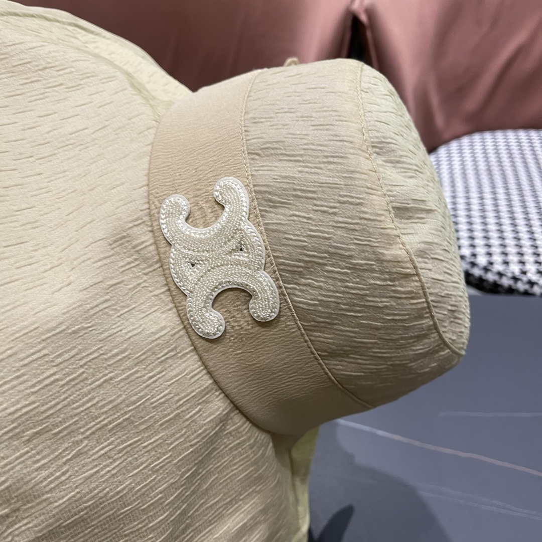  赛琳CELINE新款防晒大帽棚蝴蝶结渔夫帽，最好品质的，休闲大方，简约时尚，大家自己对比哦