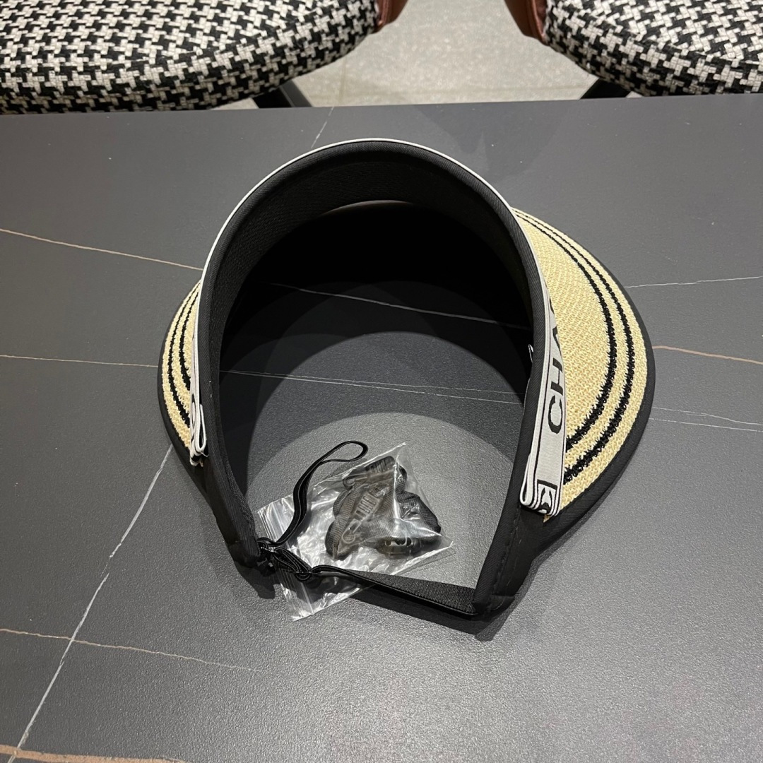  【CHANEL 香奈儿】2025新款独家款小香遮阳帽空顶帽，🔆遮阳百搭～休闲出街神器 巨防嗮！太爱了💕