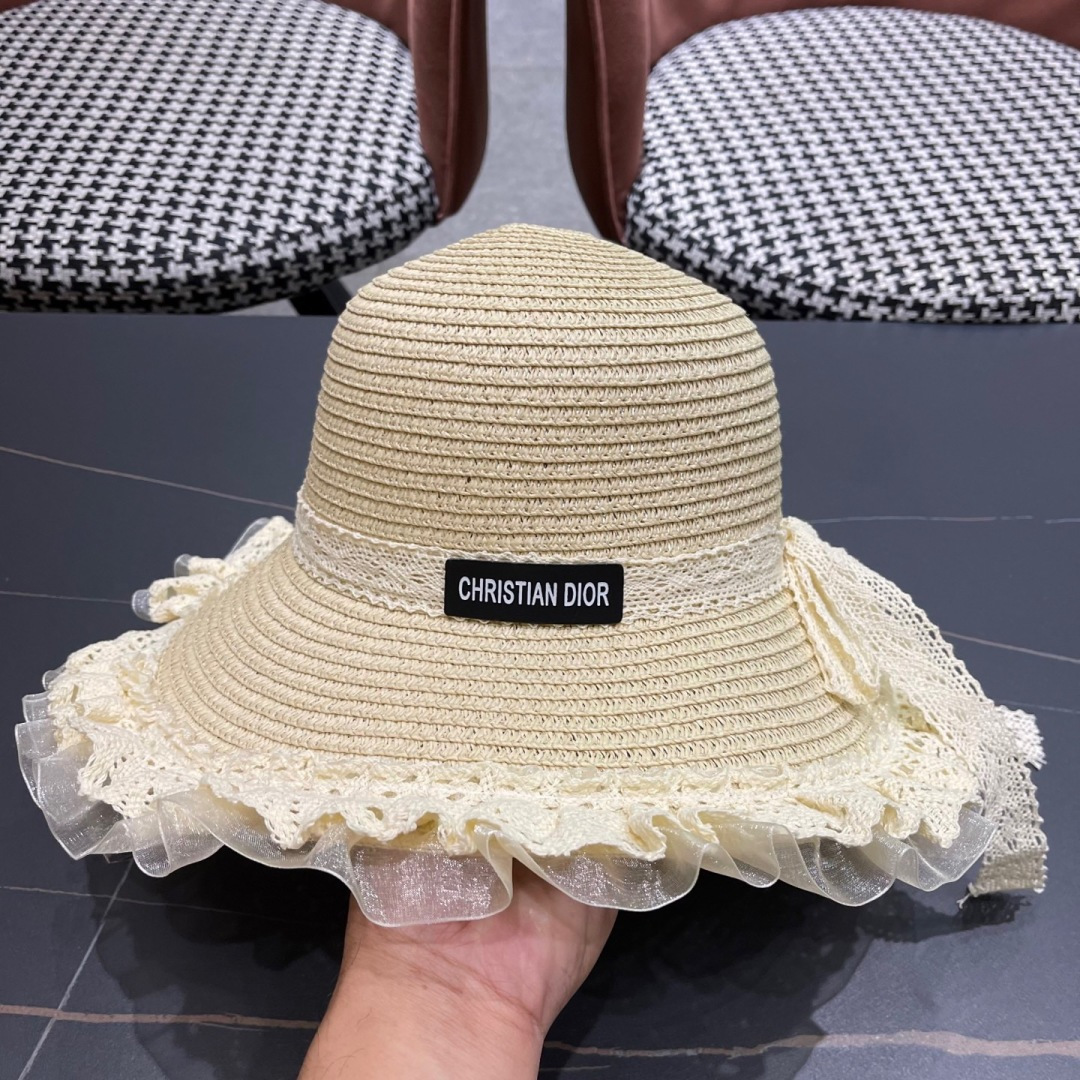  迪奥Dior草帽女蕾丝蝴蝶结遮阳帽户外出游度假太阳帽沙滩
防晒帽百搭渔夫帽