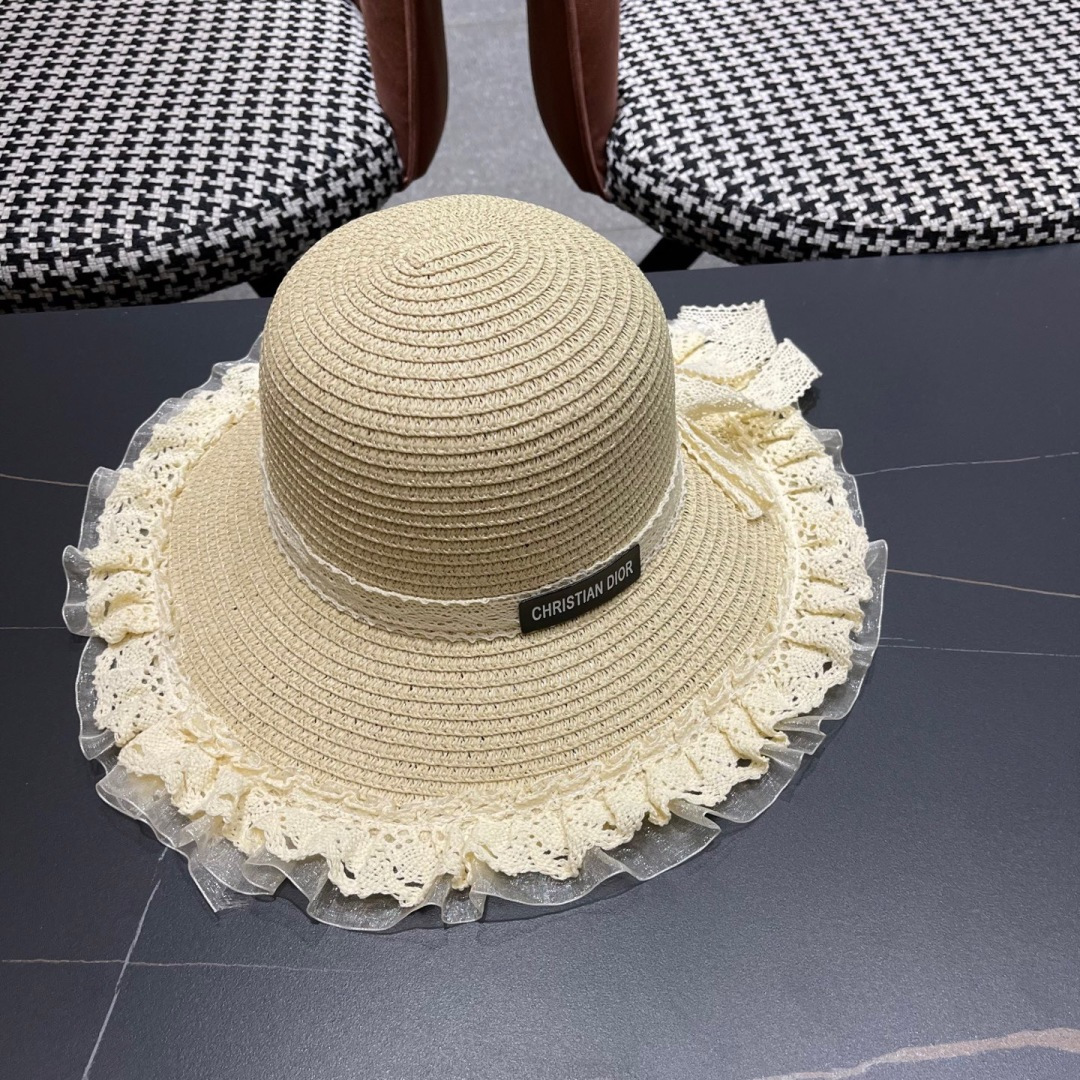  迪奥Dior草帽女蕾丝蝴蝶结遮阳帽户外出游度假太阳帽沙滩
防晒帽百搭渔夫帽