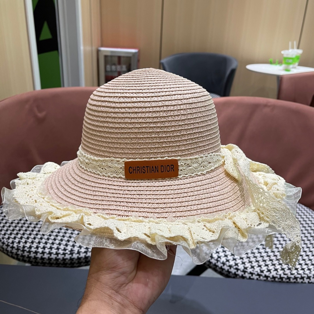  迪奥Dior草帽女蕾丝蝴蝶结遮阳帽户外出游度假太阳帽沙滩
防晒帽百搭渔夫帽