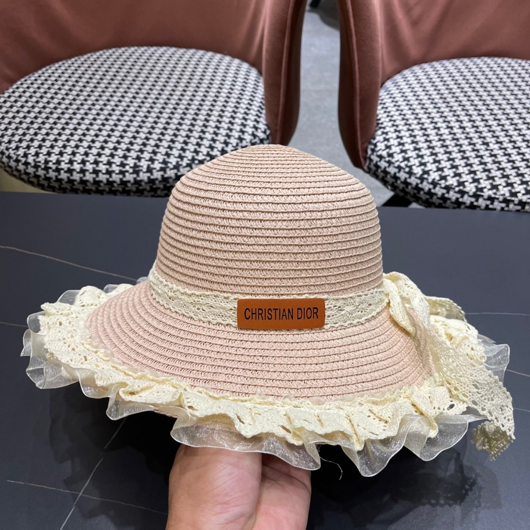  迪奥Dior草帽女蕾丝蝴蝶结遮阳帽户外出游度假太阳帽沙滩
防晒帽百搭渔夫帽