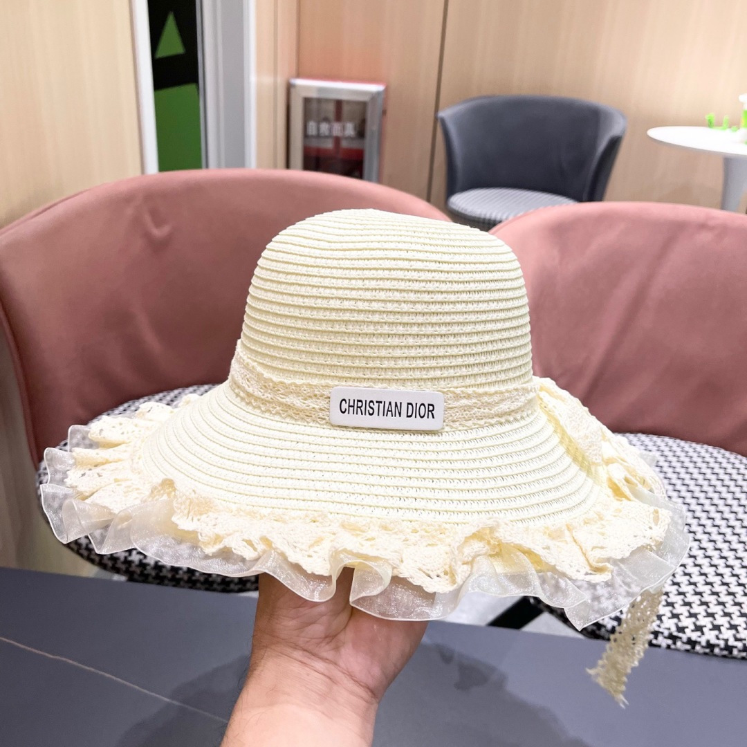  迪奥Dior草帽女蕾丝蝴蝶结遮阳帽户外出游度假太阳帽沙滩
防晒帽百搭渔夫帽