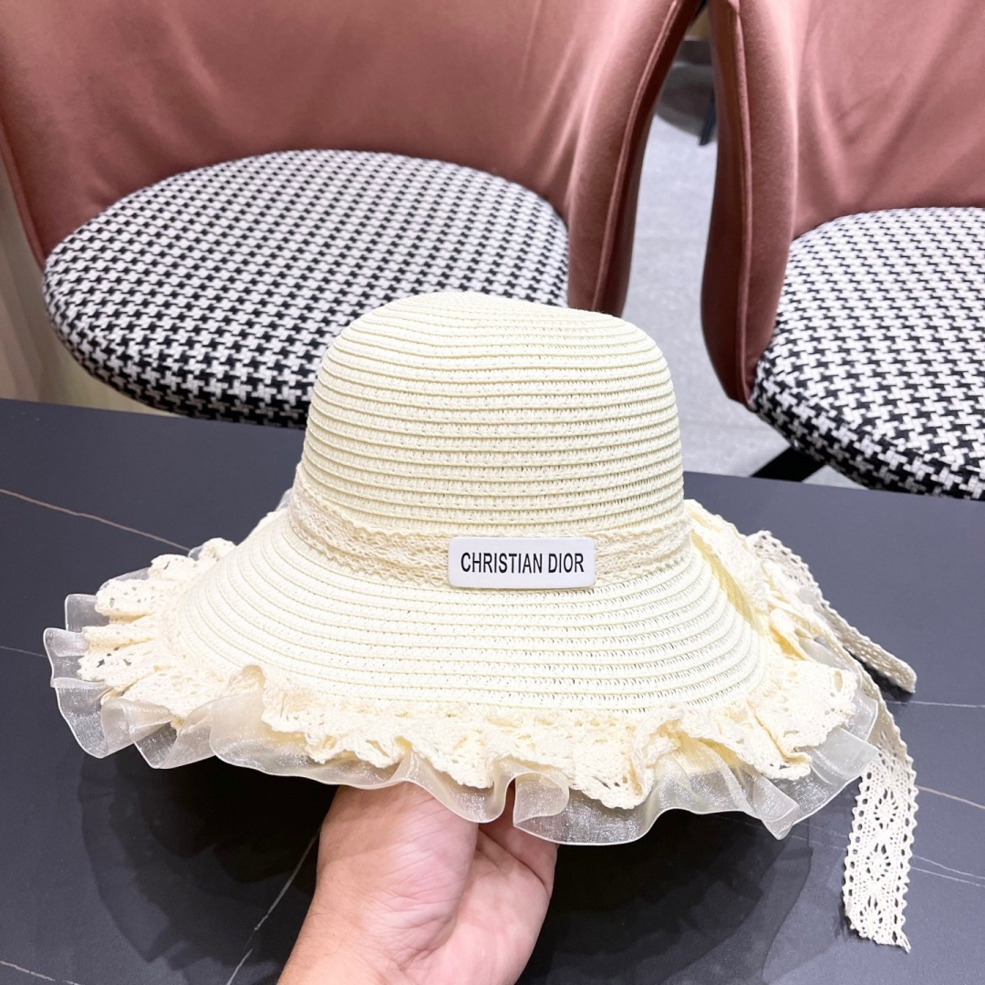  迪奥Dior草帽女蕾丝蝴蝶结遮阳帽户外出游度假太阳帽沙滩
防晒帽百搭渔夫帽
