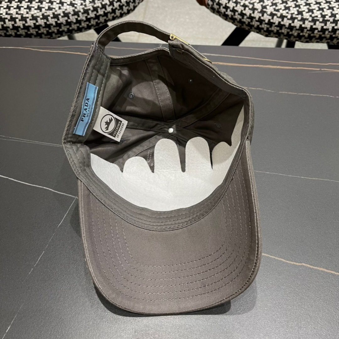【普拉达】春夏新款大牌棒球帽，大牌款超好搭配，赶紧入手！