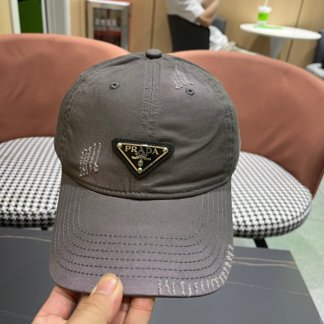 【普拉达】春夏新款大牌棒球帽，大牌款超好搭配，赶紧入手！