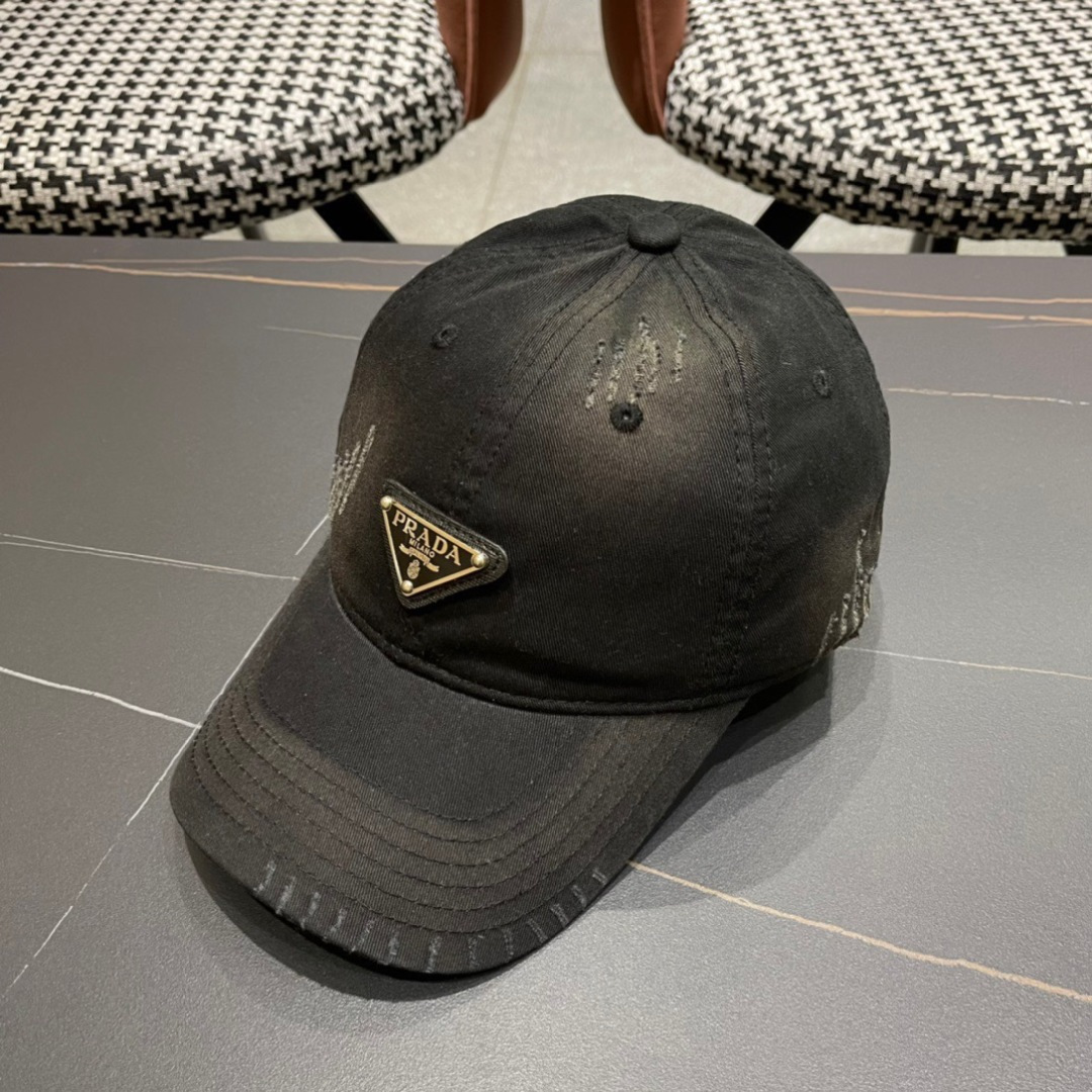 【普拉达】春夏新款大牌棒球帽，大牌款超好搭配，赶紧入手！