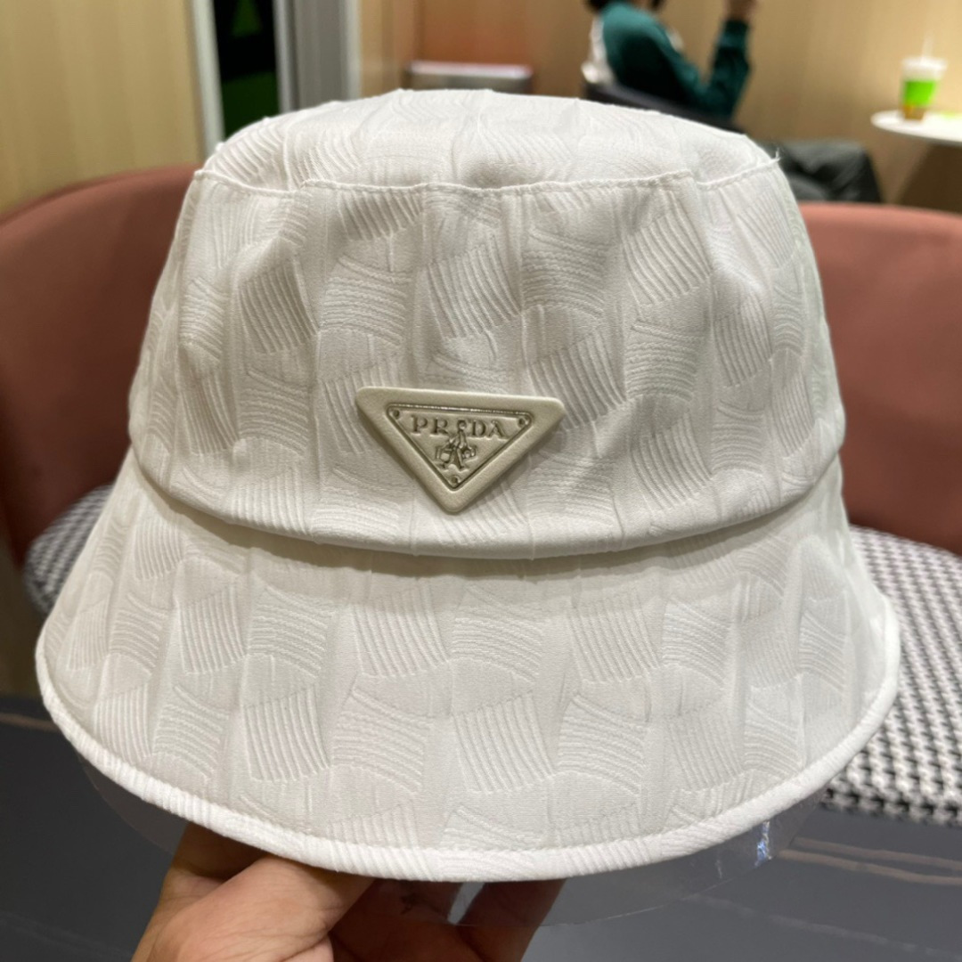 【普拉达】2025春夏新款遮阳渔夫帽，新款出货，大牌款超好搭配，赶紧入手！