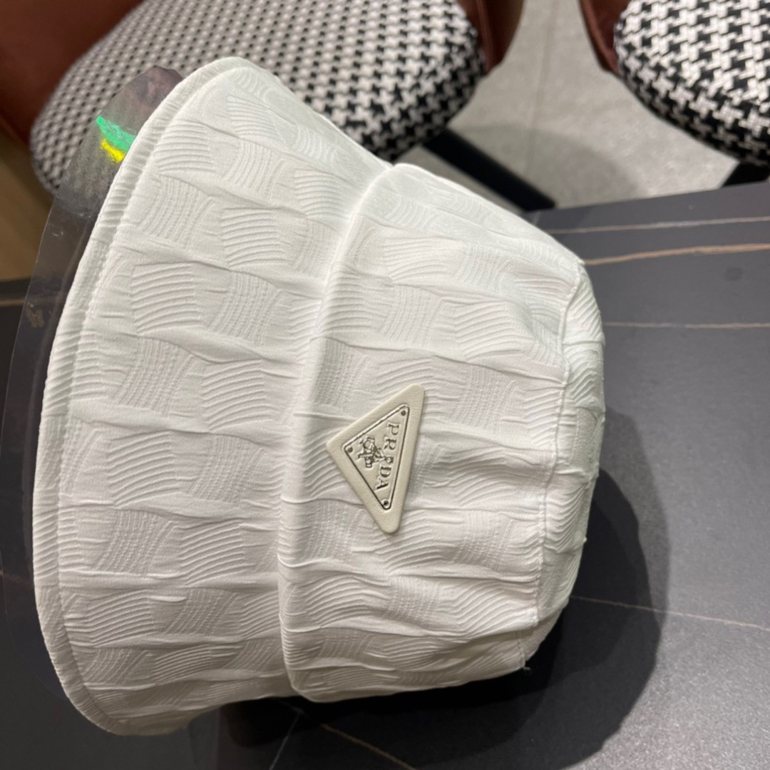 【普拉达】2025春夏新款遮阳渔夫帽，新款出货，大牌款超好搭配，赶紧入手！