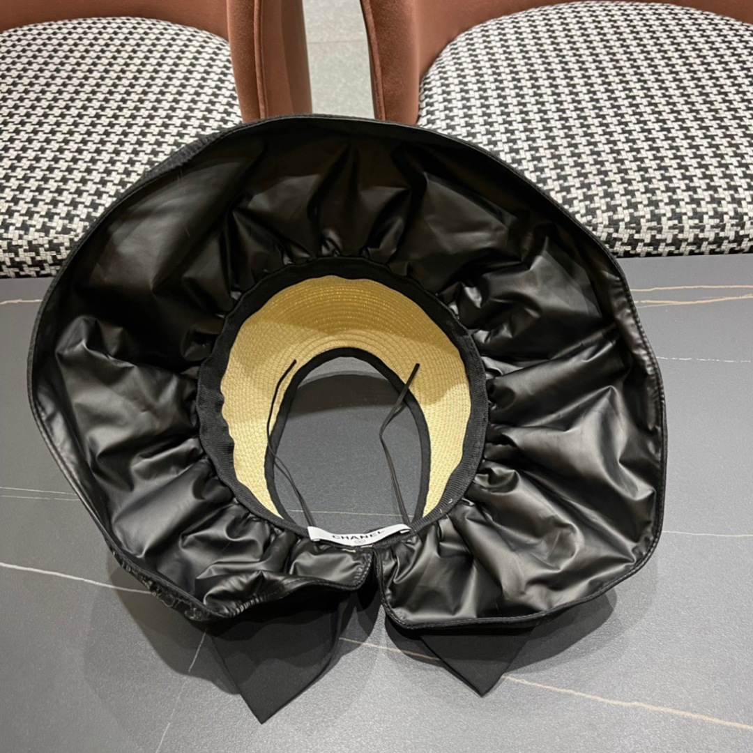 【Chanel香奈儿】2025夏款大檐空顶遮阳渔夫帽🌈 浪漫沙滩款！