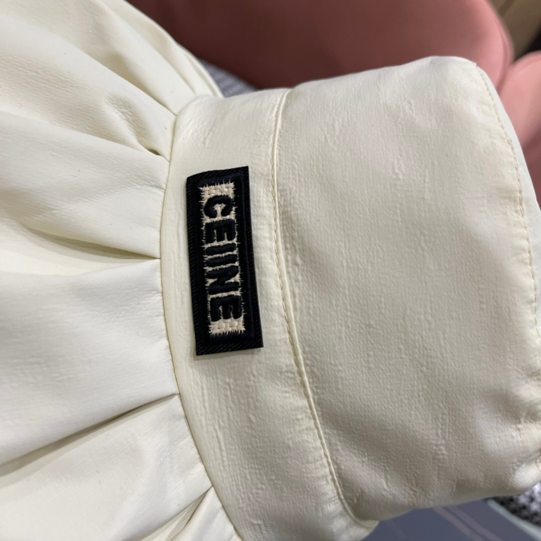 【CELINE赛琳】2025新款简约渔夫帽～简约大气
🔅大牌经典，夏季新品