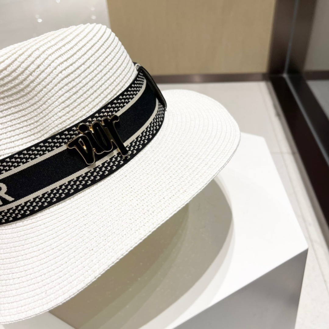  【DIOR迪奥】春夏新款草编遮阳草帽盆帽🤩沙滩风，简约大方，百搭单品～出街首选，新款帽型超美腻，新品上