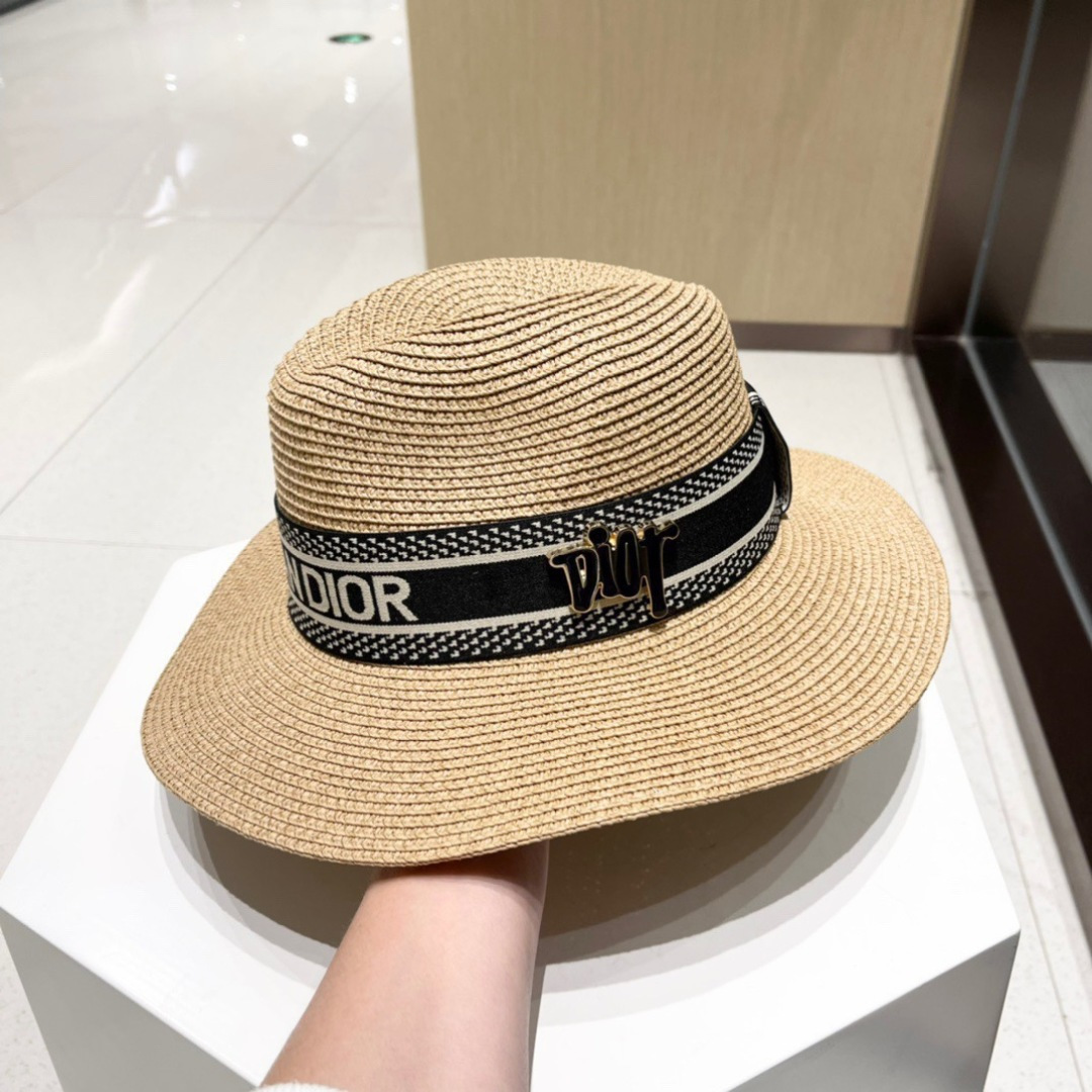  【DIOR迪奥】春夏新款草编遮阳草帽盆帽🤩沙滩风，简约大方，百搭单品～出街首选，新款帽型超美腻，新品上
