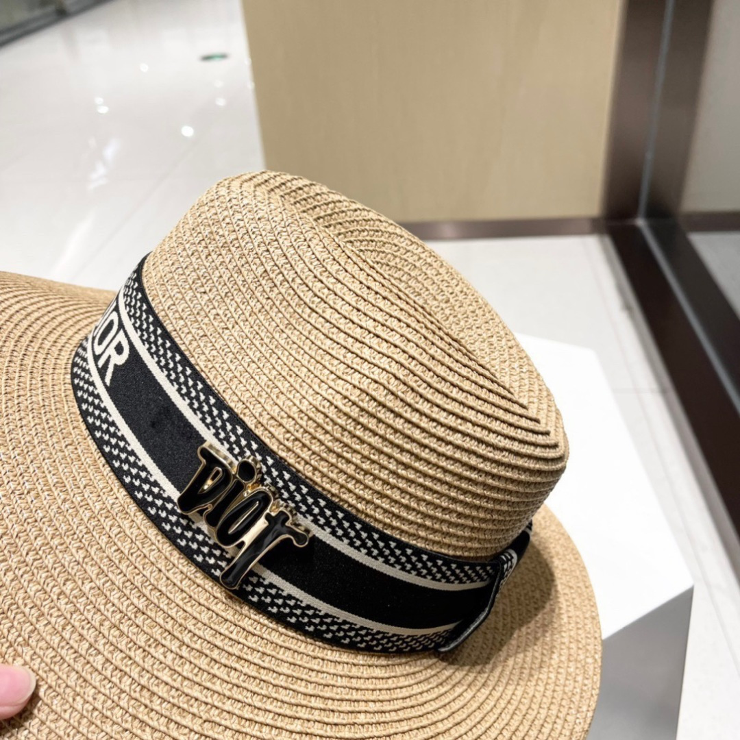  【DIOR迪奥】春夏新款草编遮阳草帽盆帽🤩沙滩风，简约大方，百搭单品～出街首选，新款帽型超美腻，新品上