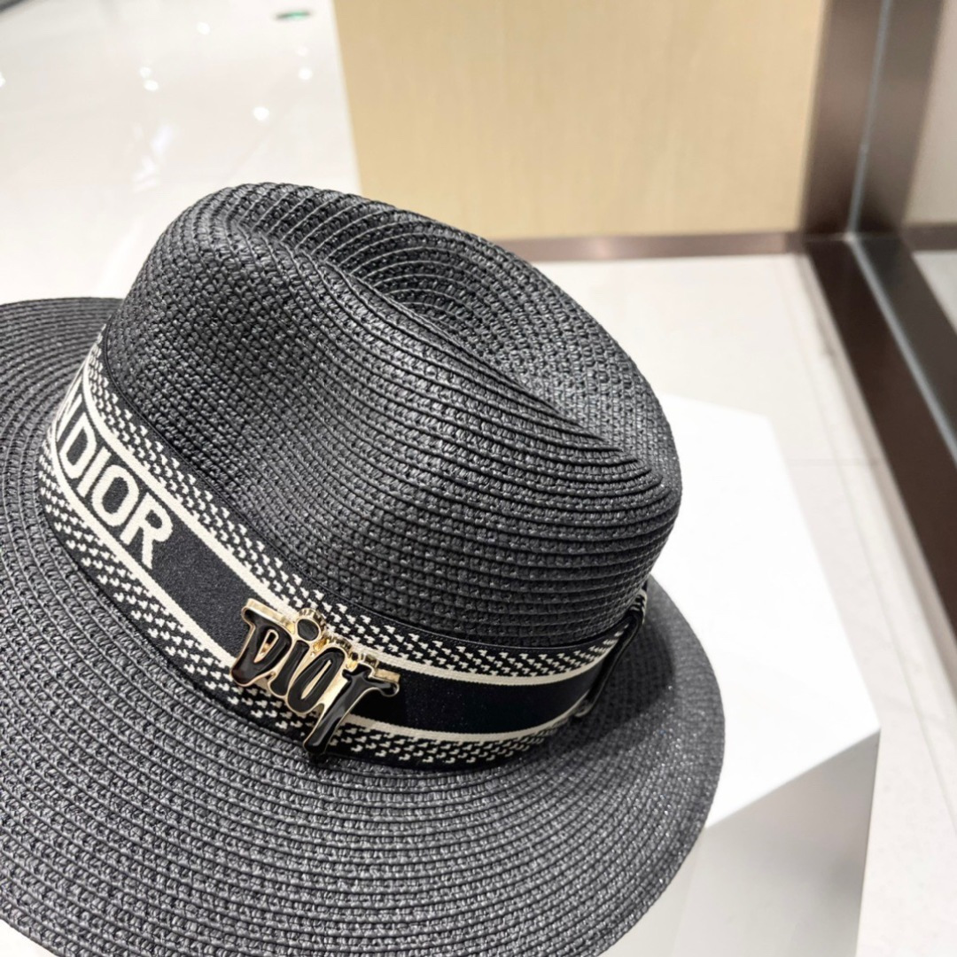  【DIOR迪奥】春夏新款草编遮阳草帽盆帽🤩沙滩风，简约大方，百搭单品～出街首选，新款帽型超美腻，新品上