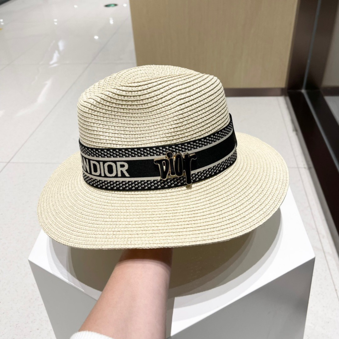  【DIOR迪奥】春夏新款草编遮阳草帽盆帽🤩沙滩风，简约大方，百搭单品～出街首选，新款帽型超美腻，新品上