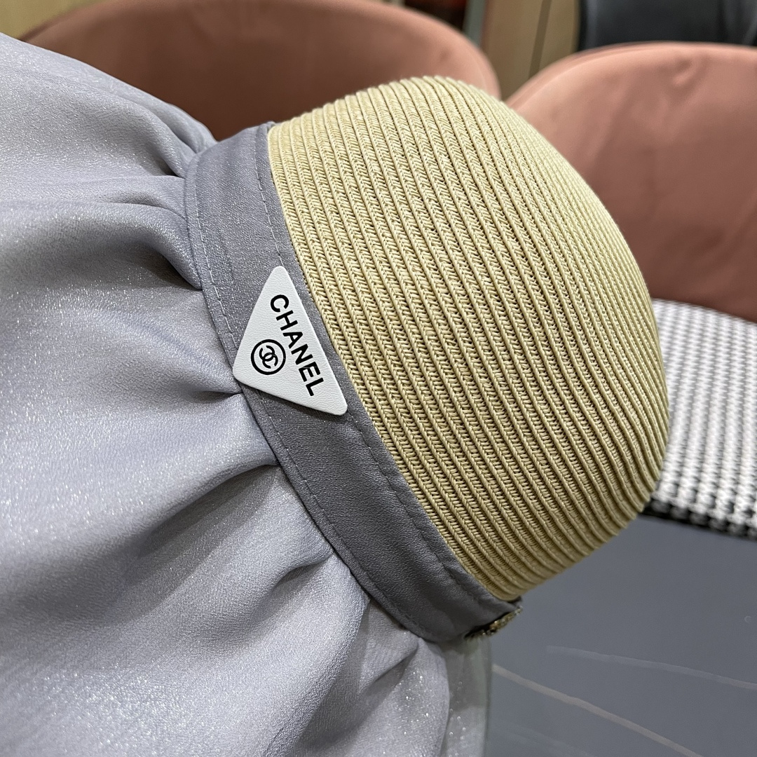  香奈儿Chanel夏季防晒帽女子 2025新款出游防紫外线大檐遮阳
脸蝴蝶结太阳渔夫帽