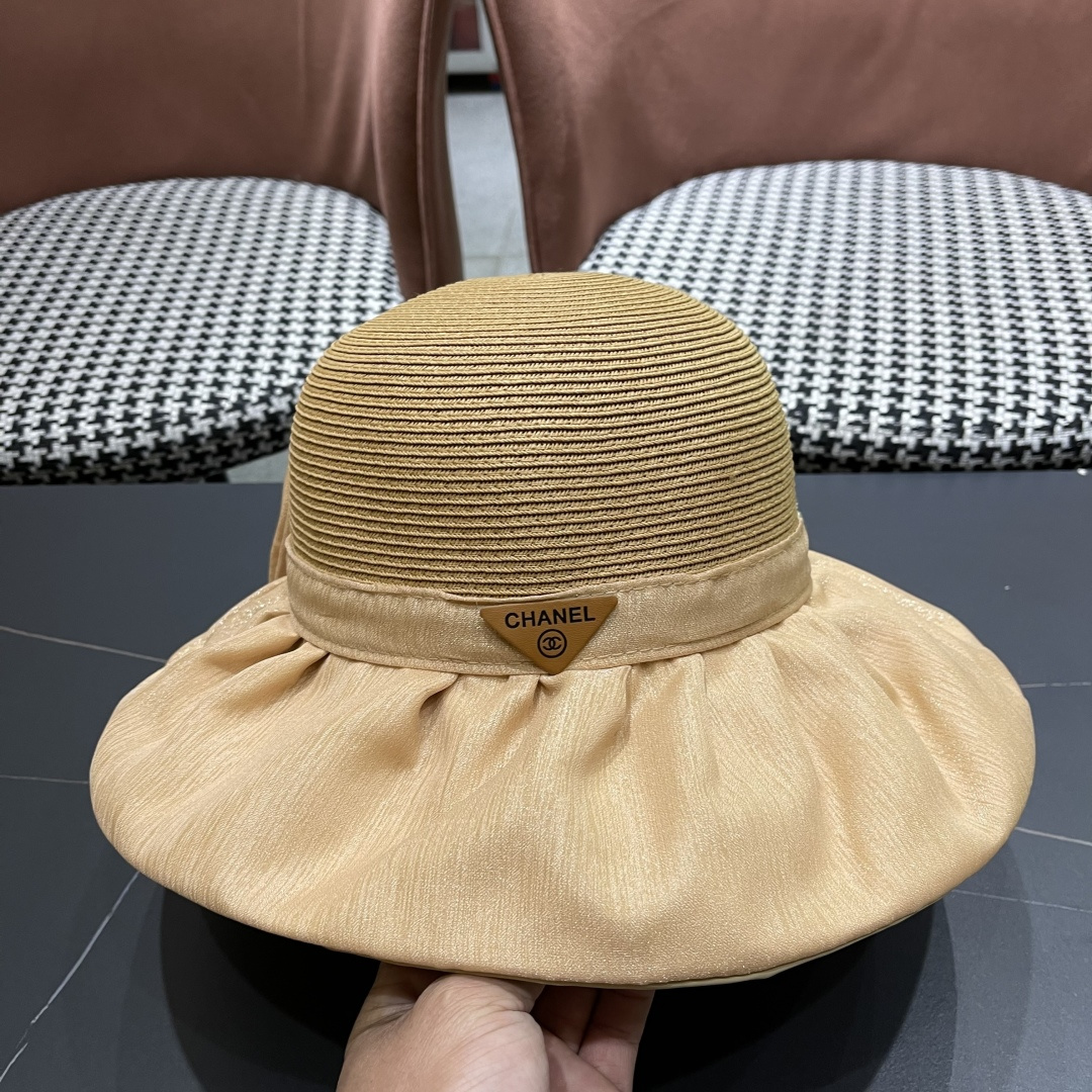  香奈儿Chanel夏季防晒帽女子 2025新款出游防紫外线大檐遮阳
脸蝴蝶结太阳渔夫帽
