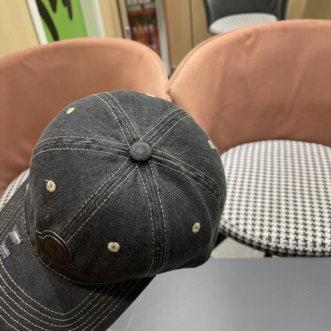  2025春夏新款 蒙口MONCLER棒球帽，年轻时尚潮人穿搭色系，视觉效果超强，好看有质感！

👉