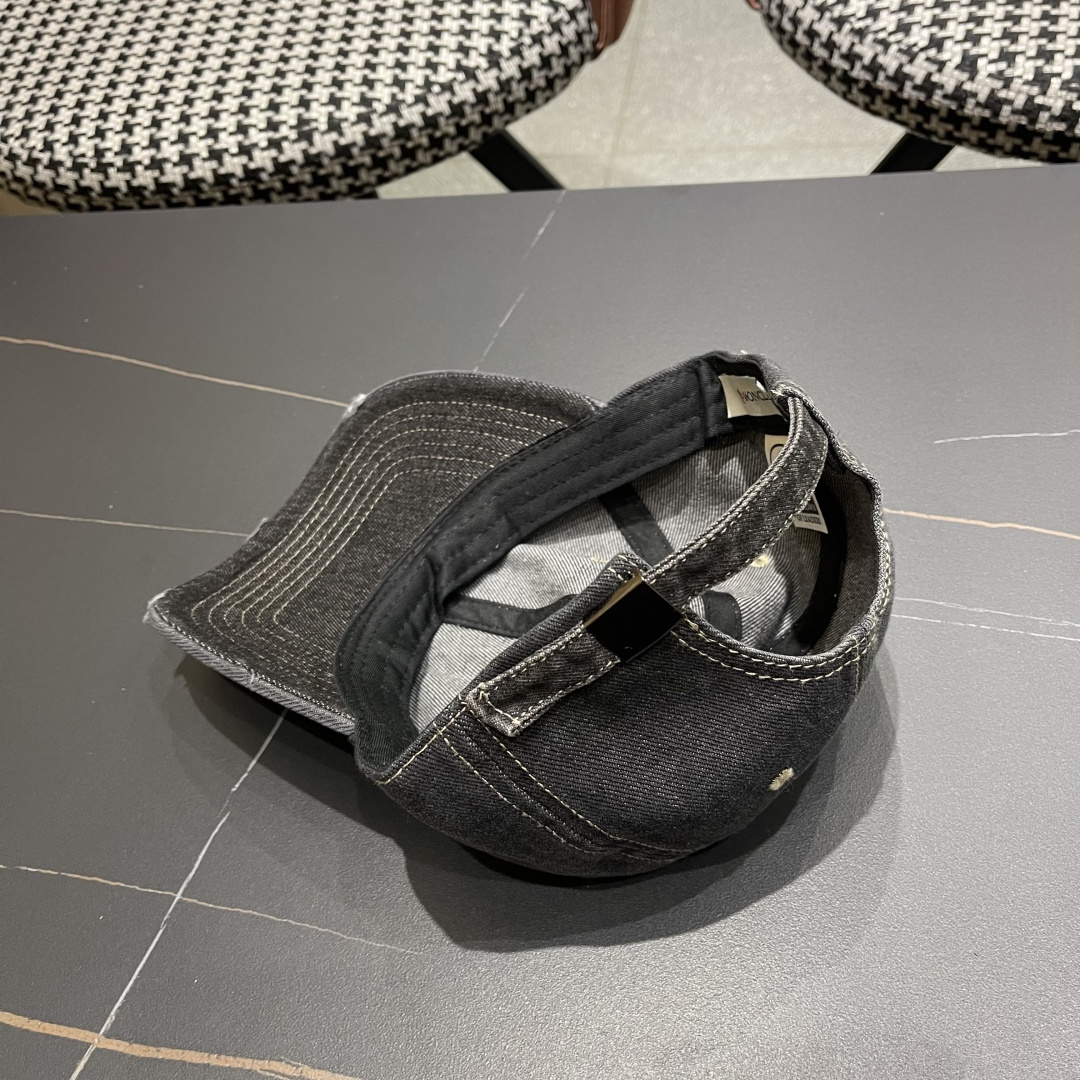  2025春夏新款 蒙口MONCLER棒球帽，年轻时尚潮人穿搭色系，视觉效果超强，好看有质感！

👉