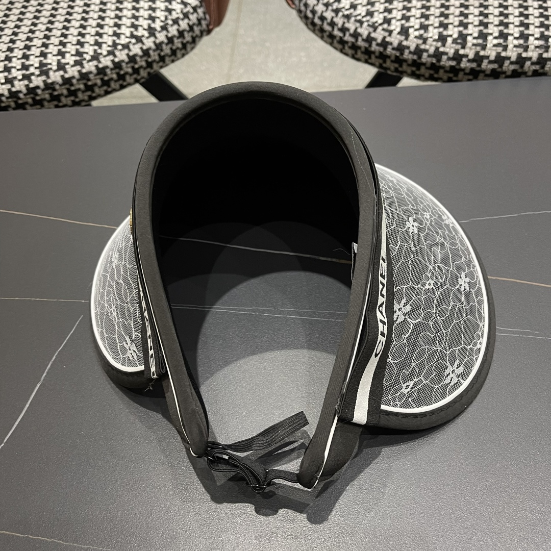  香奈儿Chanel遮阳帽女夏季韩版潮防紫外线户外骑车时尚空
顶大沿薄款防晒帽