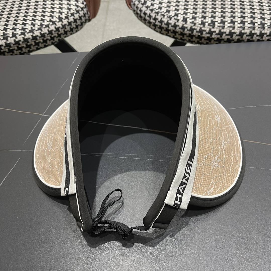  香奈儿Chanel遮阳帽女夏季韩版潮防紫外线户外骑车时尚空
顶大沿薄款防晒帽