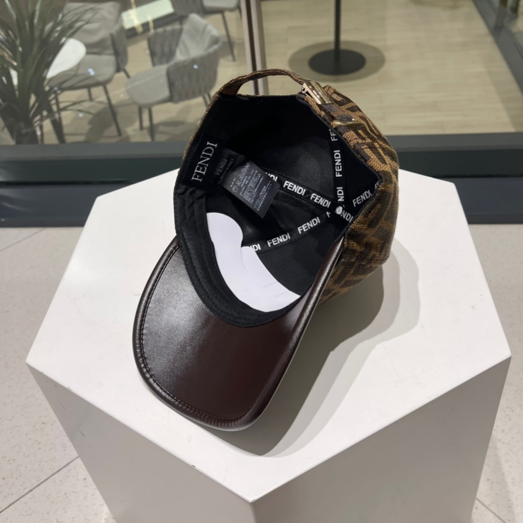 🧢芬迪FENDI。新款夏帽，棒球帽，超级无敌好看的帽子