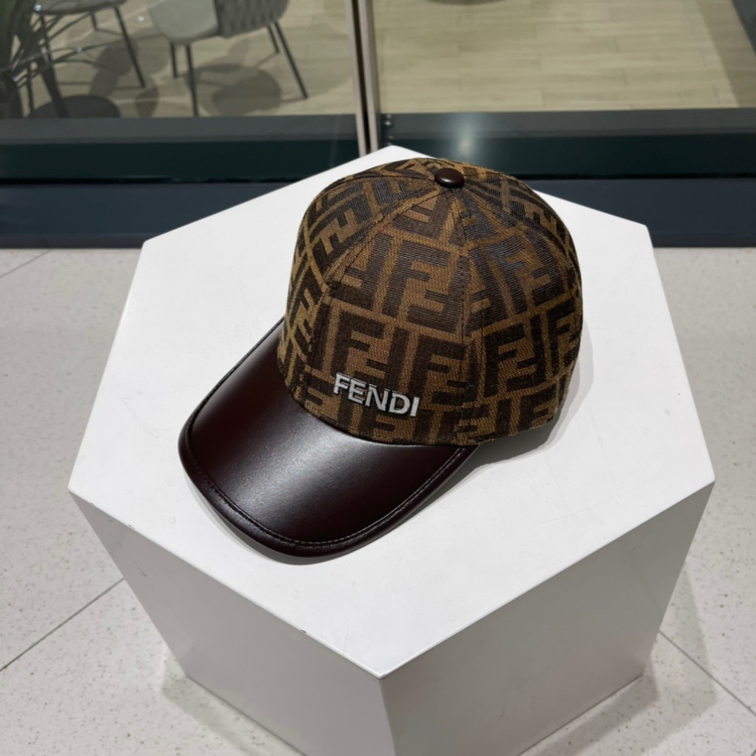  🧢芬迪FENDI。新款夏帽，棒球帽，超级无敌好看的帽子