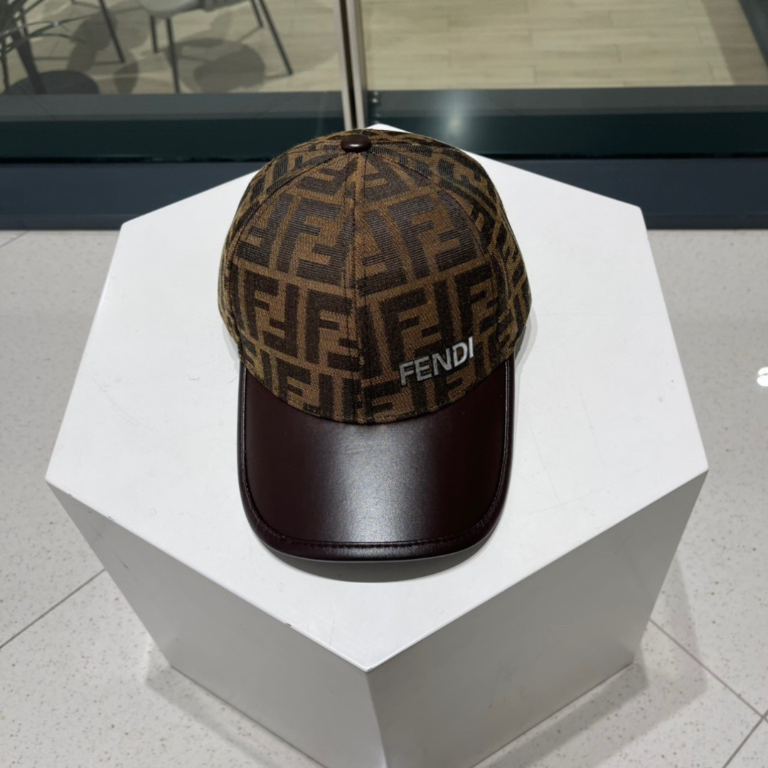  🧢芬迪FENDI。新款夏帽，棒球帽，超级无敌好看的帽子