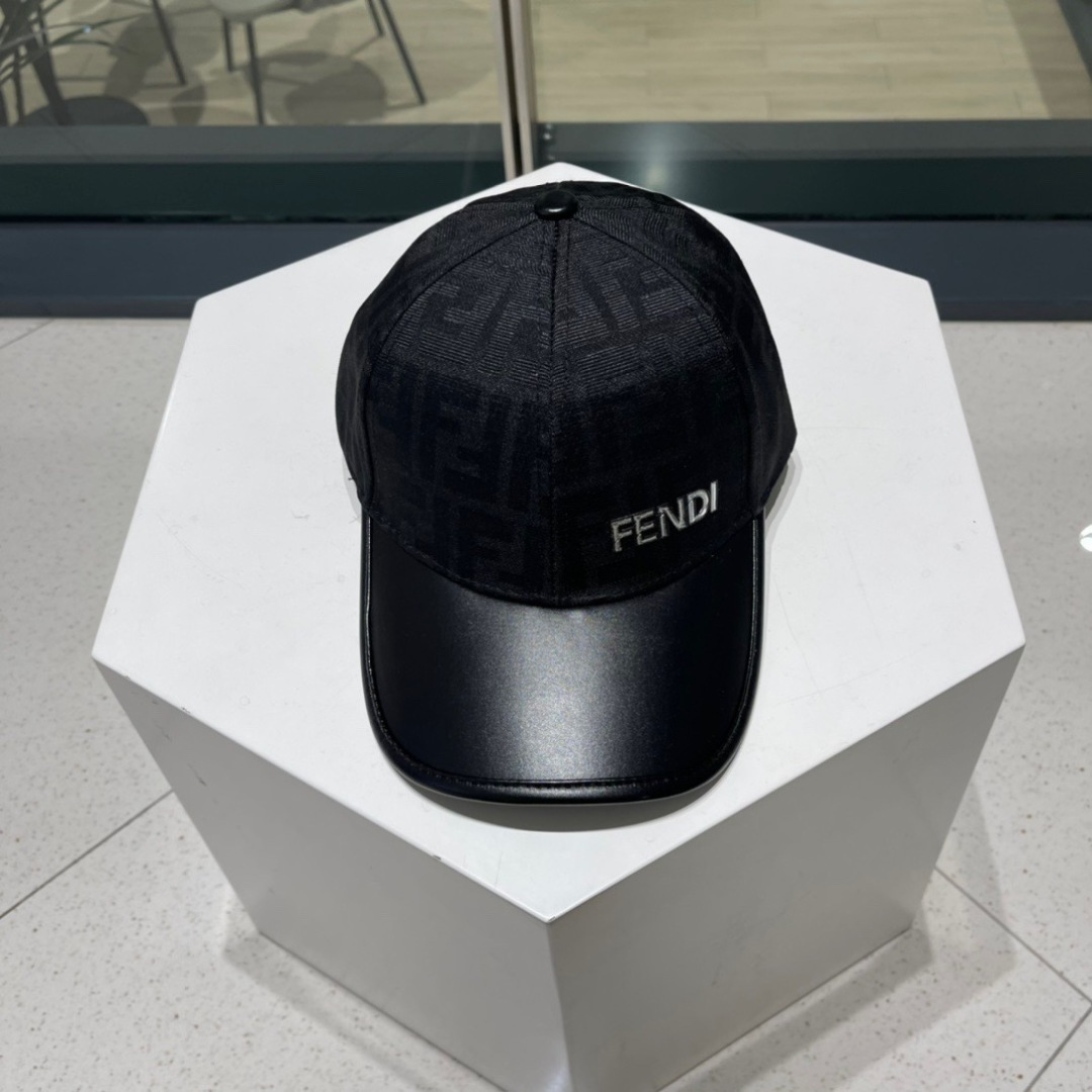  🧢芬迪FENDI。新款夏帽，棒球帽，超级无敌好看的帽子