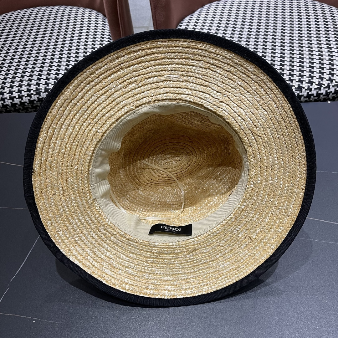 芬迪FENDI大帽檐麦秆爵士草帽女夏新款海边防晒遮阳巴拿马
法式复古草编帽子
