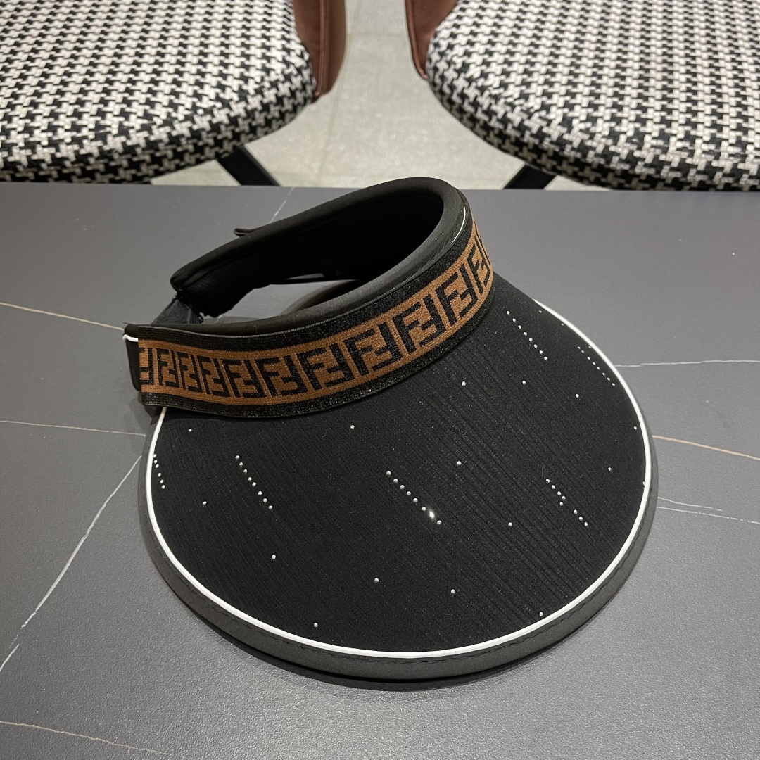  芬迪FENDI 春夏新款大帽檐空顶帽女夏季户外太阳帽网红无顶防晒
帽海边骑行遞阳帽