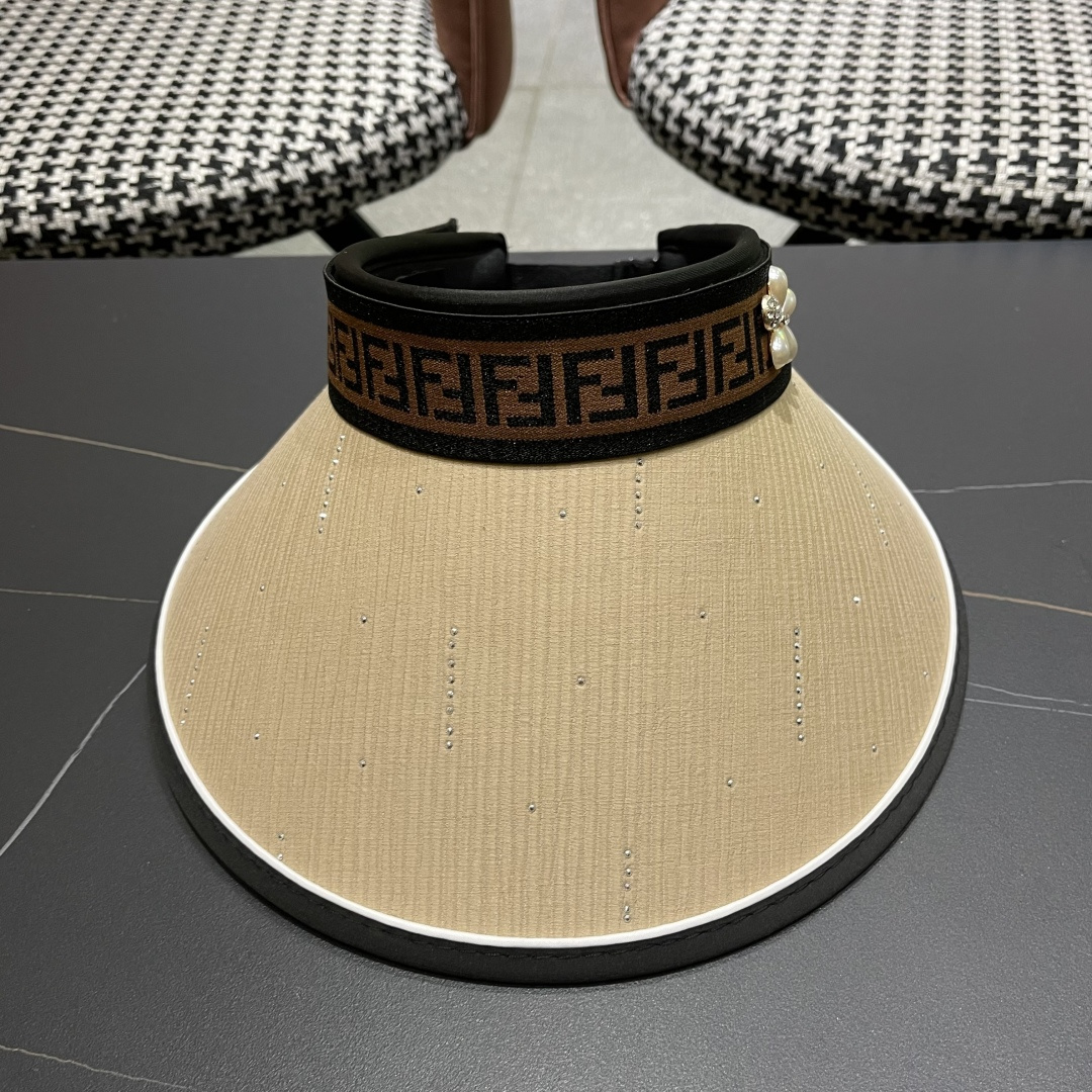  芬迪FENDI 春夏新款大帽檐空顶帽女夏季户外太阳帽网红无顶防晒
帽海边骑行遞阳帽