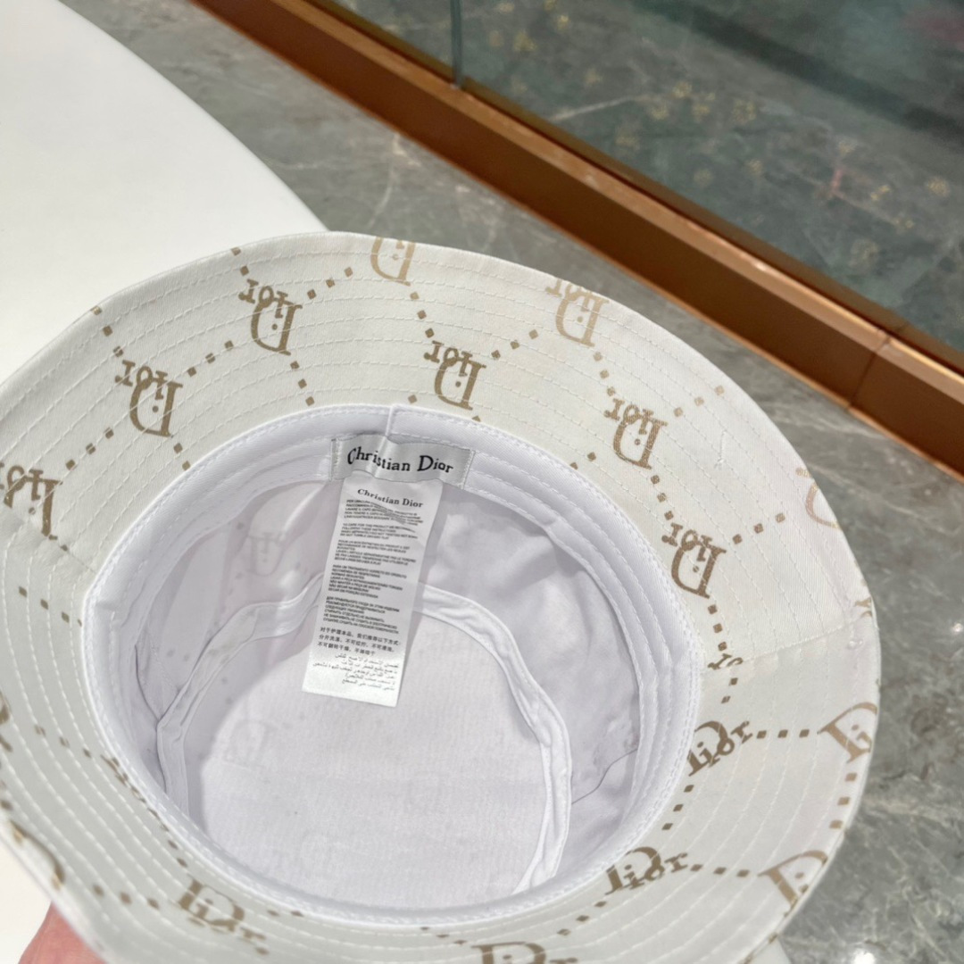  Dior迪奥 春夏款渔夫帽，休闲桶帽，百搭款，头围57、cm