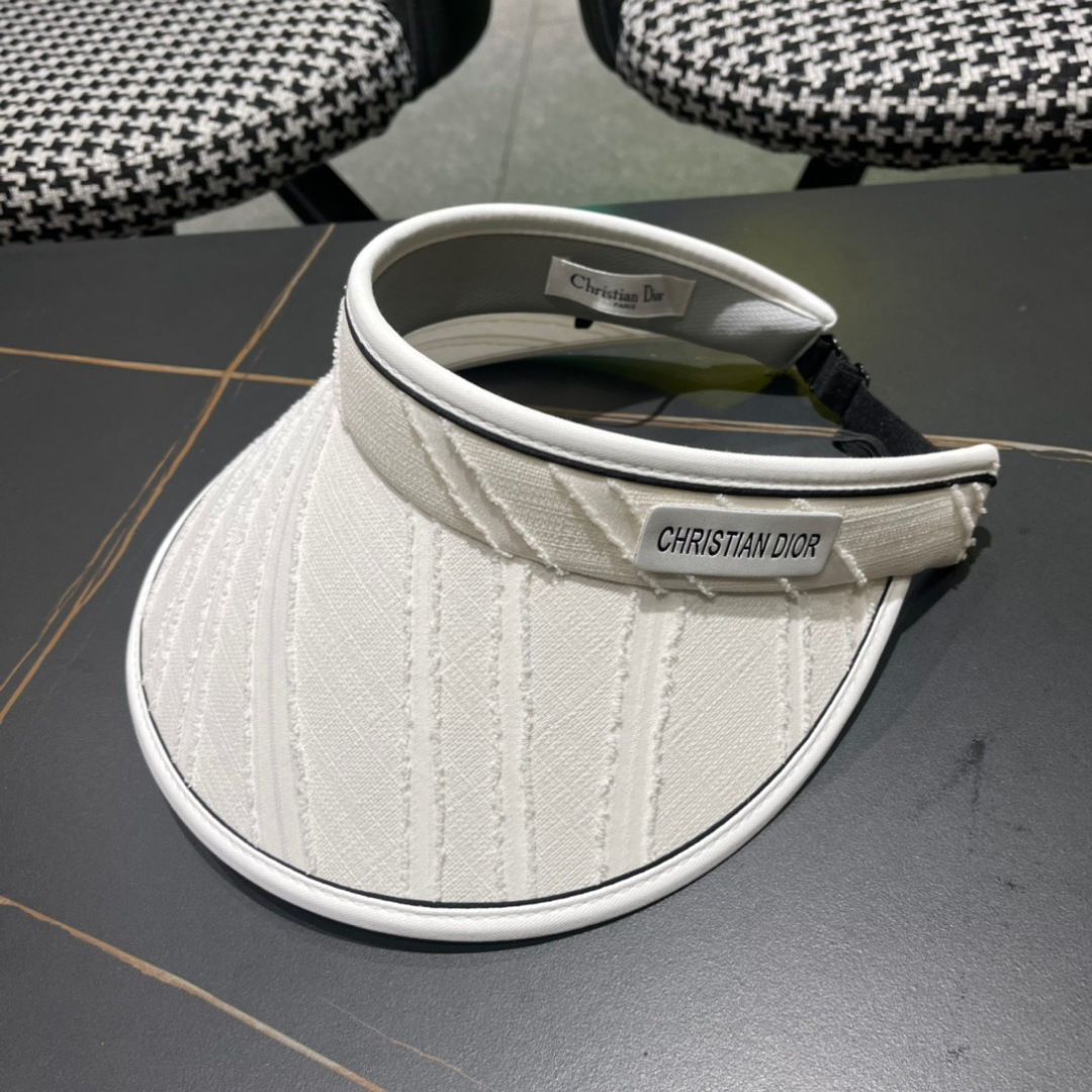  迪奥Dior 2025早春最新款空顶帽，夏天必备单品，因为真的太好搭，夏天搭配清凉夏日风情真的超