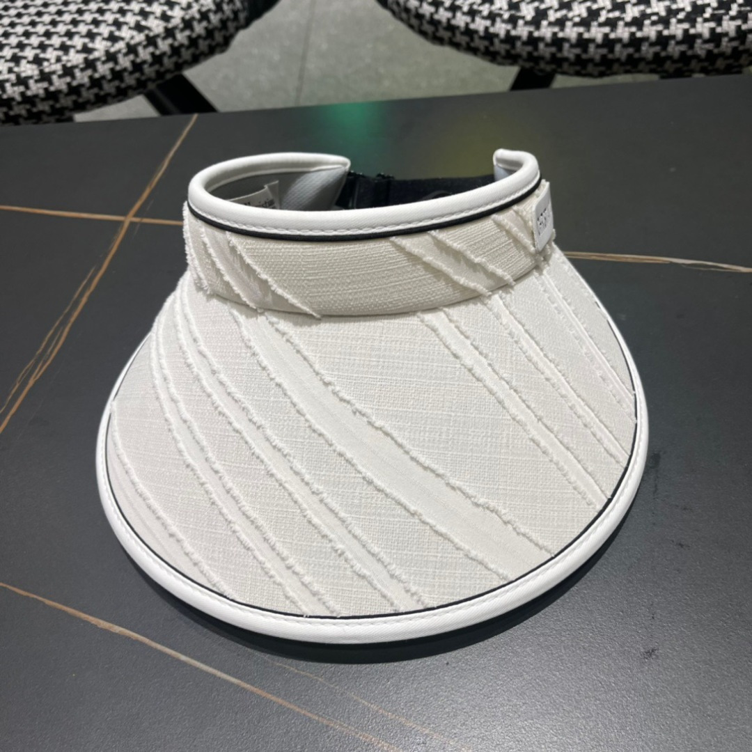  迪奥Dior 2025早春最新款空顶帽，夏天必备单品，因为真的太好搭，夏天搭配清凉夏日风情真的超