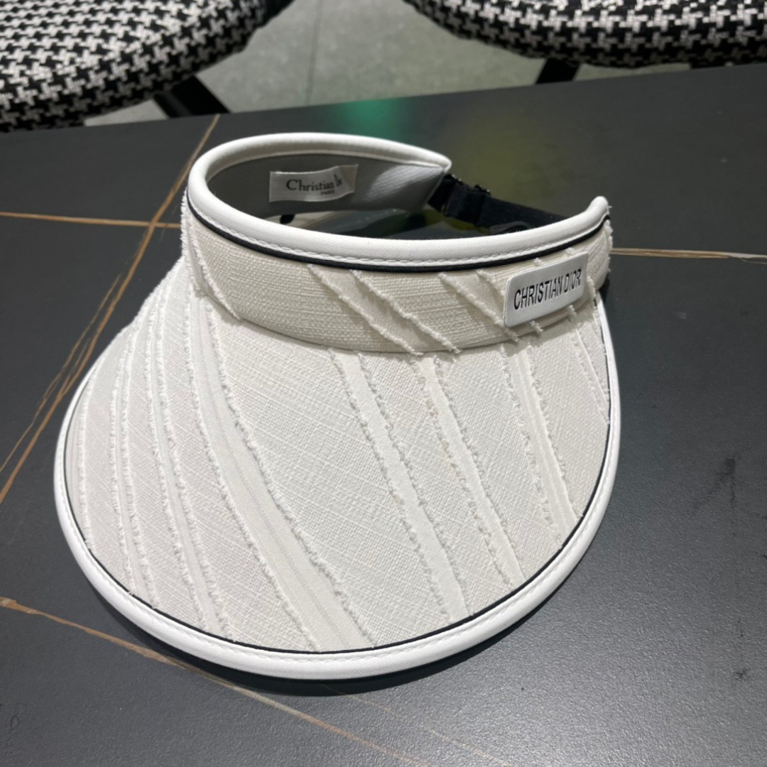  迪奥Dior 2025早春最新款空顶帽，夏天必备单品，因为真的太好搭，夏天搭配清凉夏日风情真的超