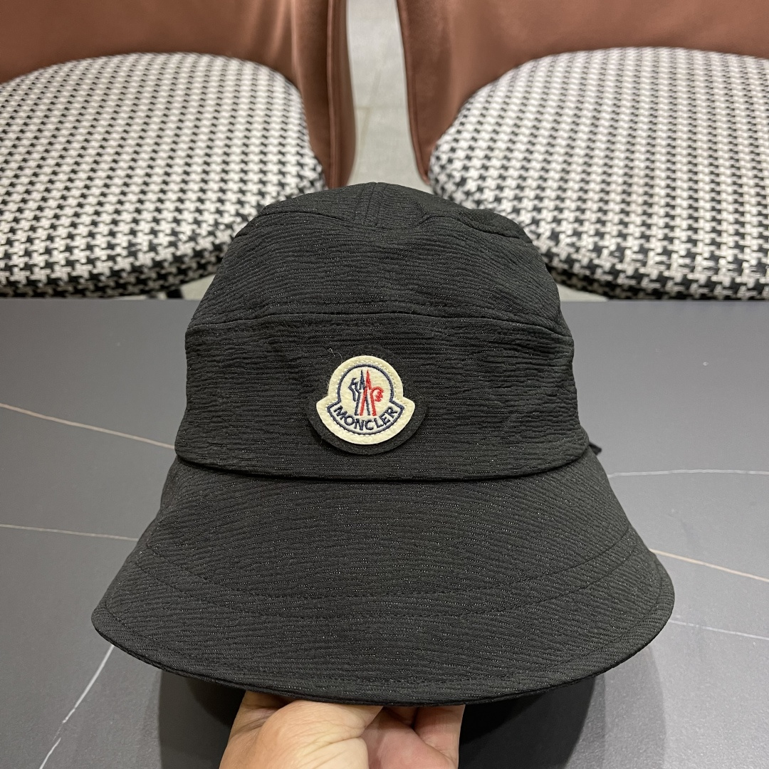  蒙口Moncler渔夫帽子女春夏2025新款高品质蝴
蝶结显脸小防晒遮