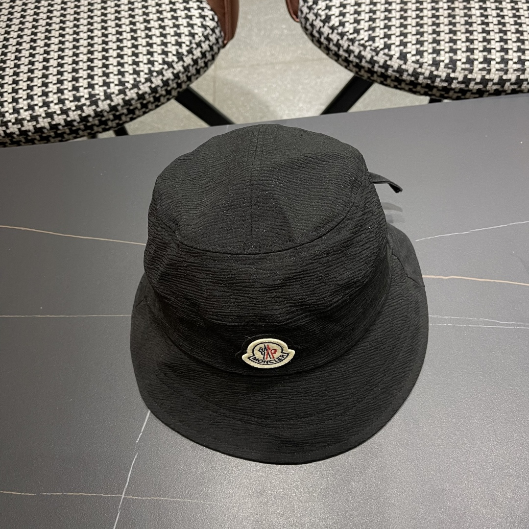  蒙口Moncler渔夫帽子女春夏2025新款高品质蝴
蝶结显脸小防晒遮