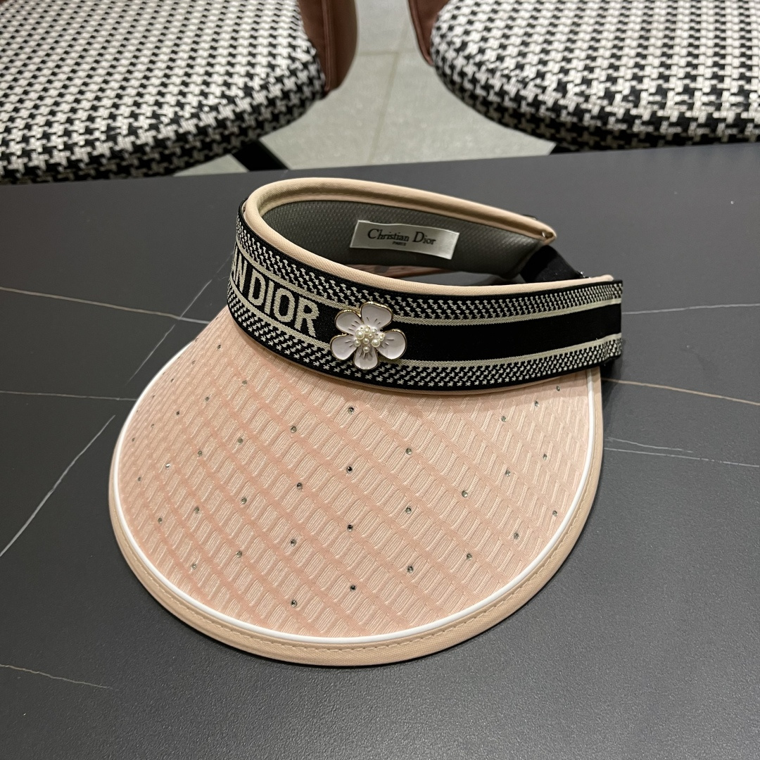 迪奥Dior新款女夏季闪亮水钻空顶遮阳帽百搭优雅出游发
箍帽防紫外线防晒帽