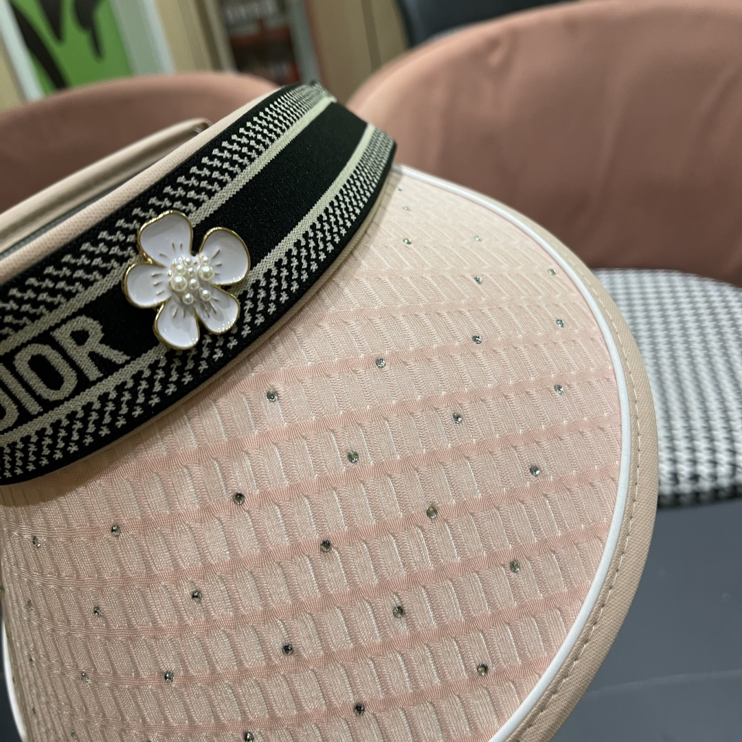 迪奥Dior新款女夏季闪亮水钻空顶遮阳帽百搭优雅出游发
箍帽防紫外线防晒帽