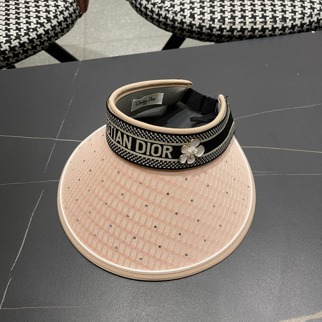 迪奥Dior新款女夏季闪亮水钻空顶遮阳帽百搭优雅出游发
箍帽防紫外线防晒帽