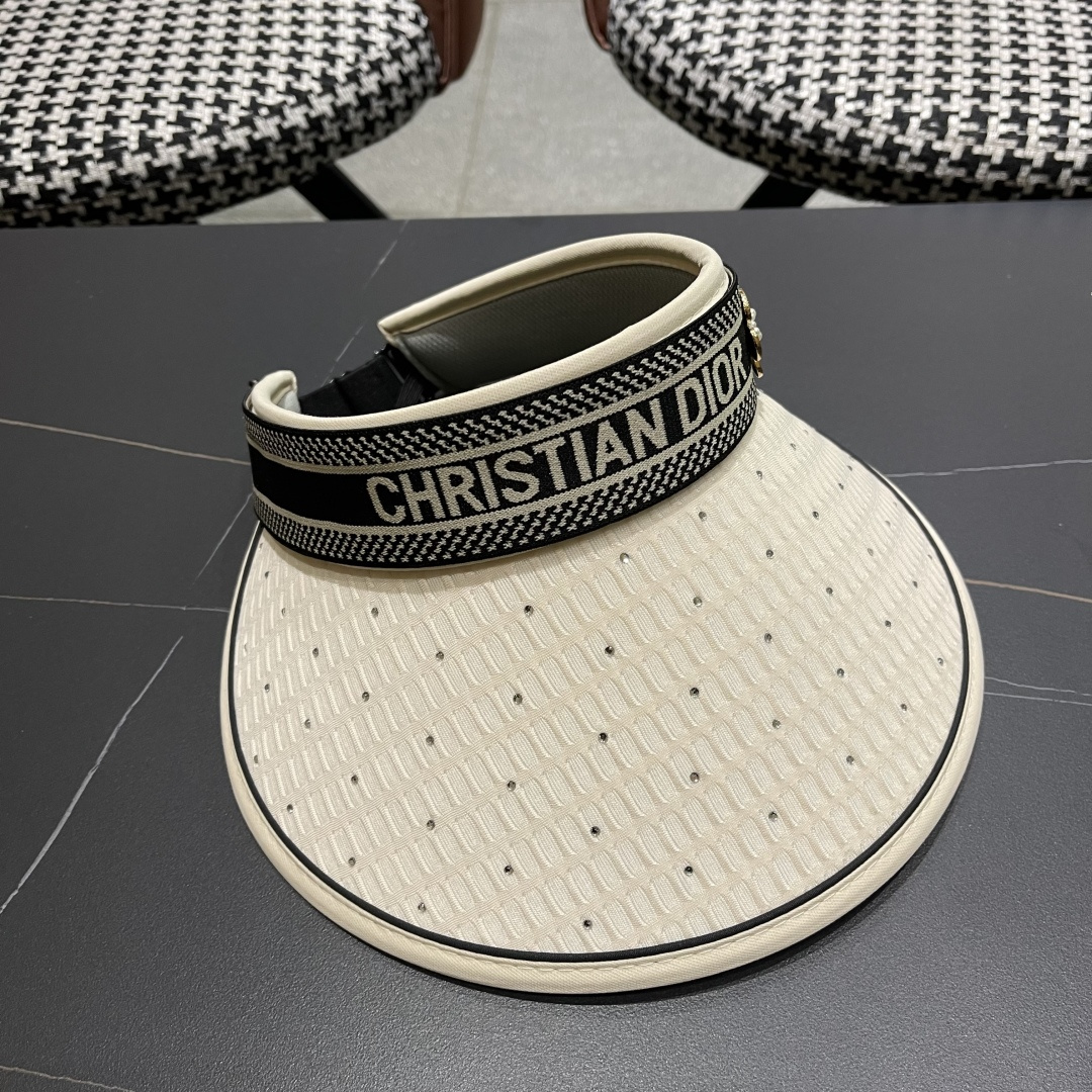 迪奥Dior新款女夏季闪亮水钻空顶遮阳帽百搭优雅出游发
箍帽防紫外线防晒帽