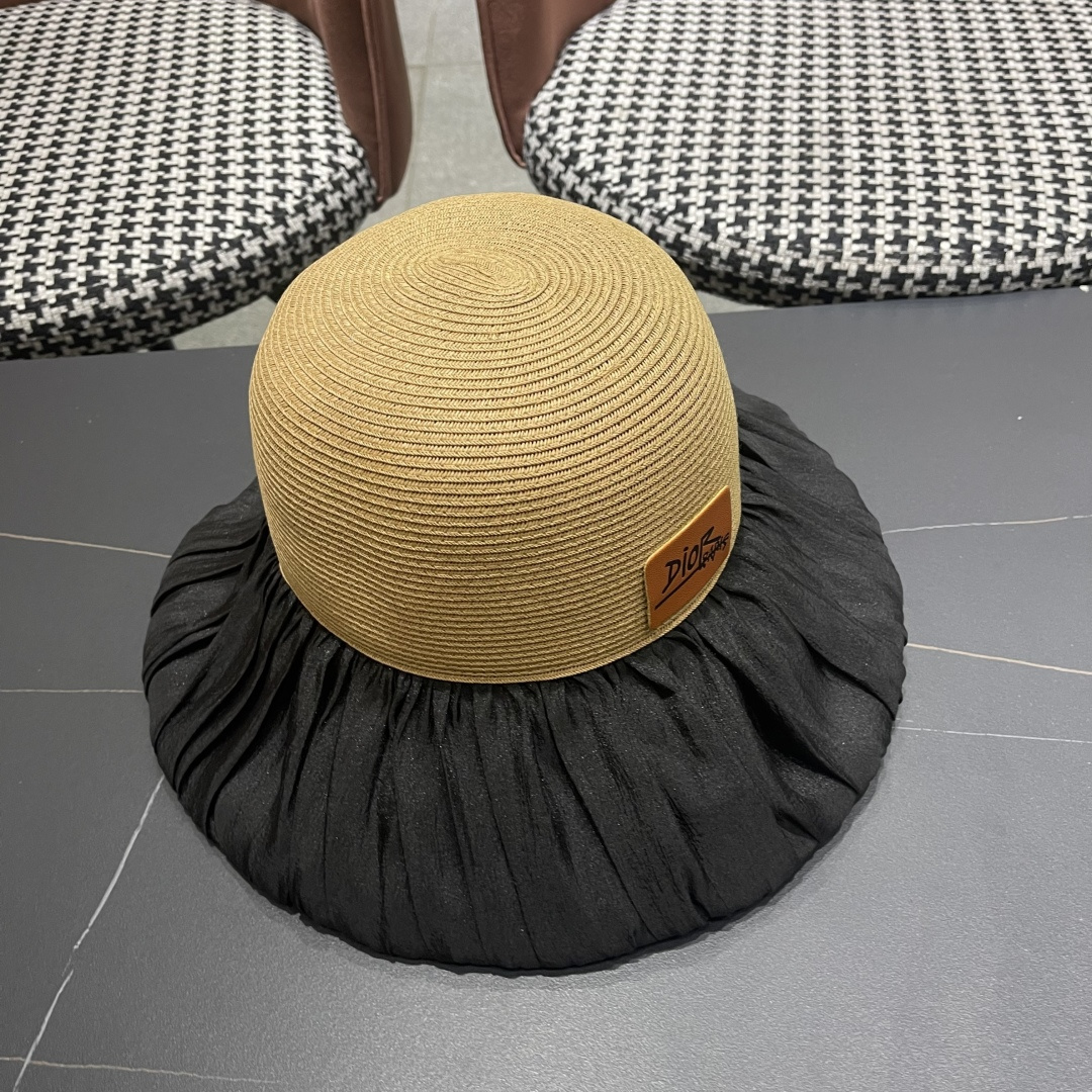 迪奥Dior大檐防晒盆帽渔夫帽防紫外线太阳帽韩版
优雅蝴蝶结遮阳草帽女夏季