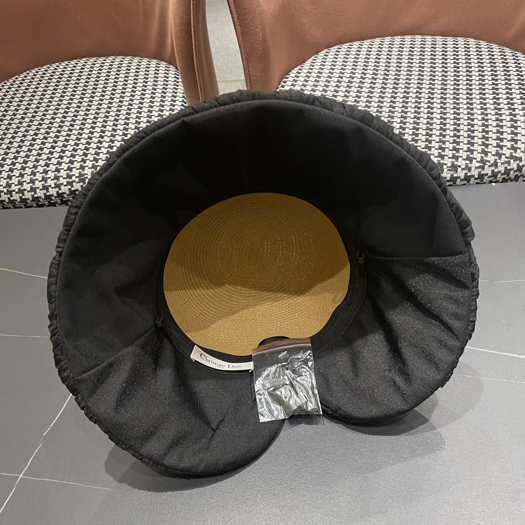 迪奥Dior大檐防晒盆帽渔夫帽防紫外线太阳帽韩版
优雅蝴蝶结遮阳草帽女夏季